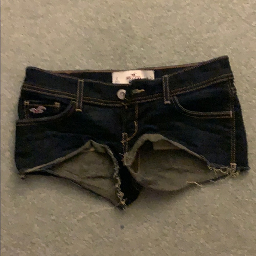 Hollister - dark denim shorts